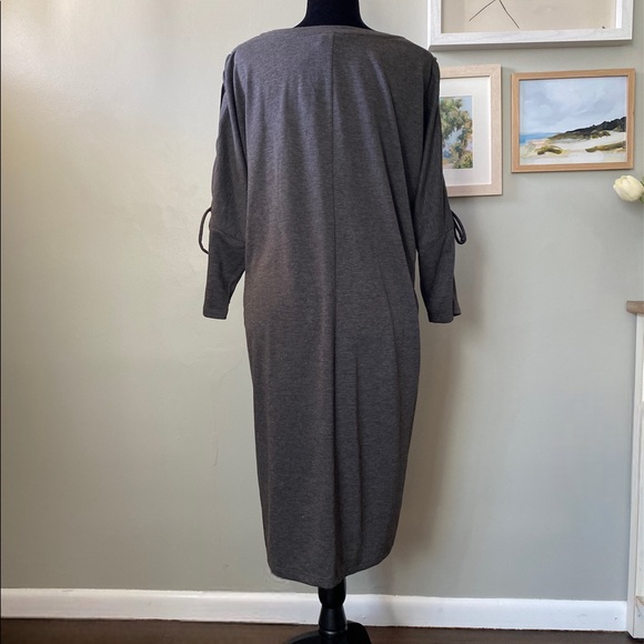 NWT Bobeau Cold Shoulder Gray Knit Sweater Dress 2X - Picture 2 of 16